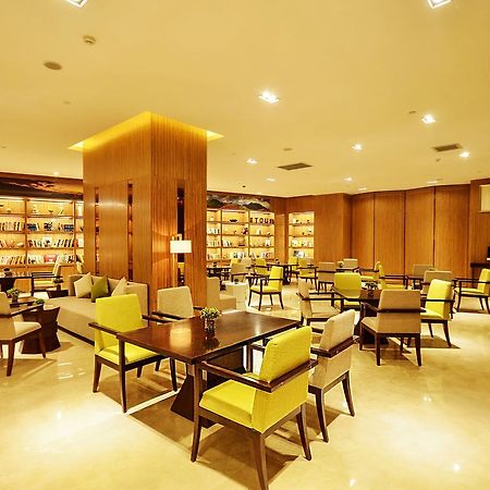Xining Naduo Hotel Exterior photo