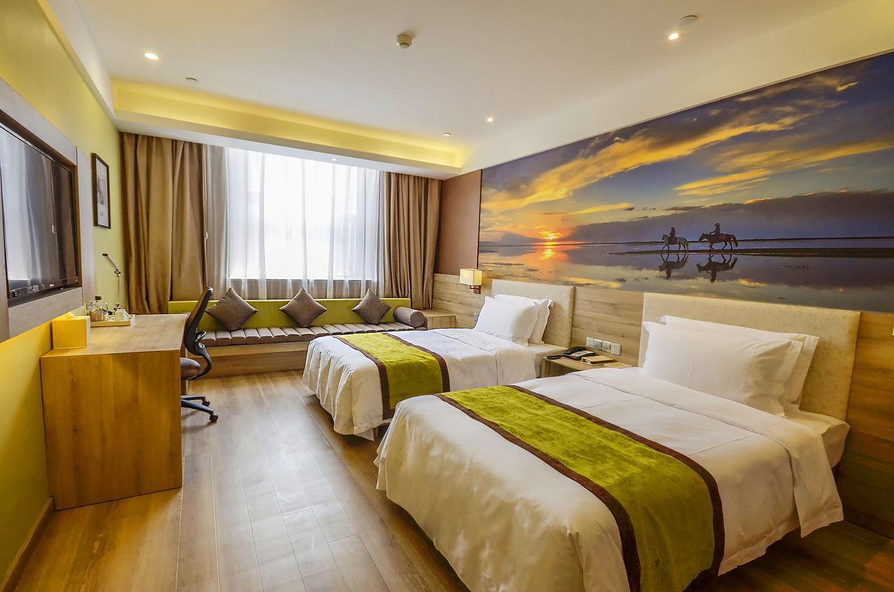 Xining Naduo Hotel Exterior photo